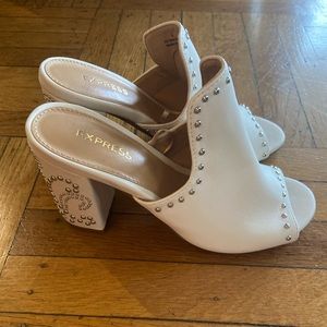 White open toed western style blocked heels